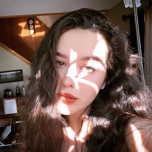 Meet your Posher, Kaytlan